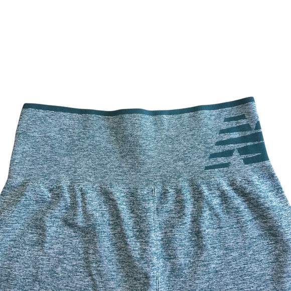 New Balance Green Biker Shorts Size Medium - Picture 2 of 9